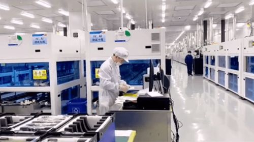 正泰新能源數字化車間產能強勁復蘇，互聯網數據服務賦能制造新高度